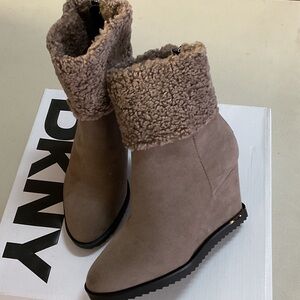 DKNY Women's Brown Wedge Boots